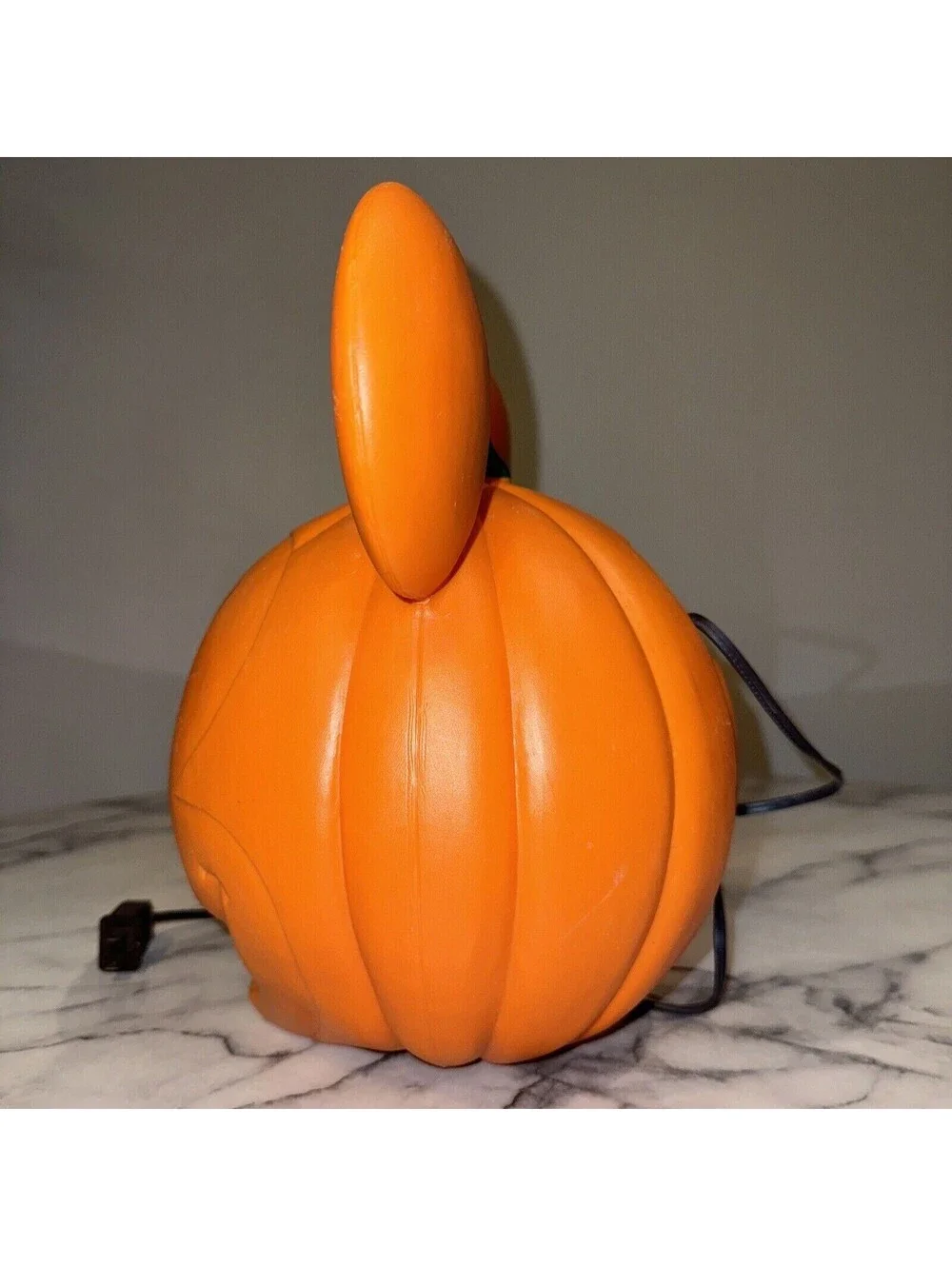 Disney Minnie Mouse Light Up Jack O'Lantern Pumpkin Blow Mold Halloween Lamp